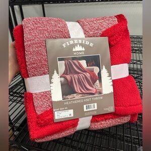Fleece Heathered Knit Throw Sherpa Reverse Red Perfect 4 All Year Super Soft NWT